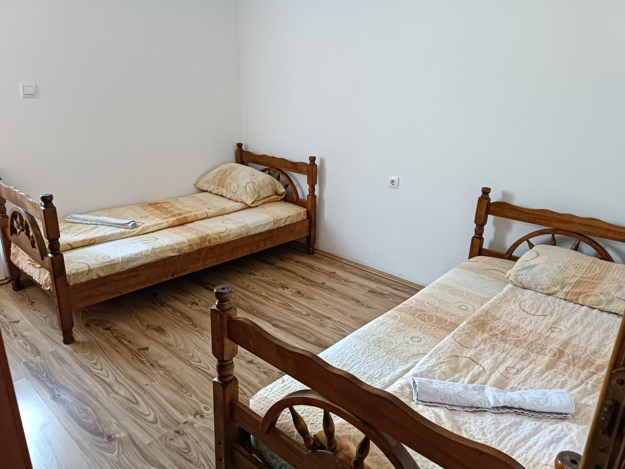 Apartment Pantovic プルジネ 部屋 写真
